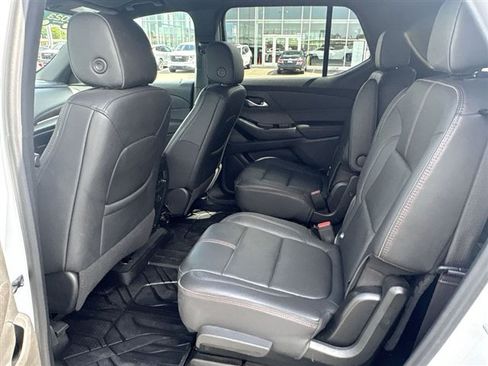 Certified 2023 Chevrolet Traverse RS w/ LPO, Floor Liner Package FWD image 24