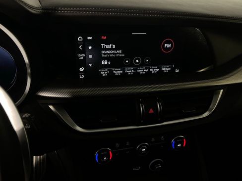 Used 2024 Alfa Romeo Stelvio Veloce image 20