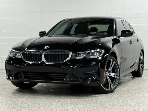 Used 2020 BMW 330i xDrive Sedan AWD/4WD image 2