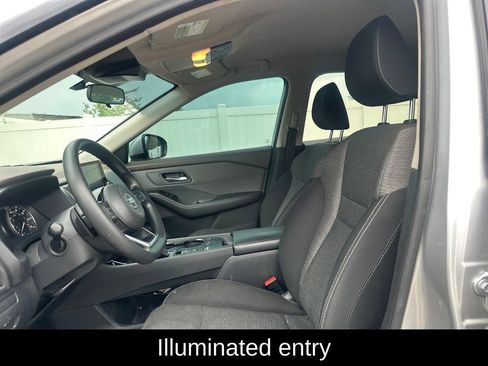 Used 2021 Nissan Rogue SV FWD image 11