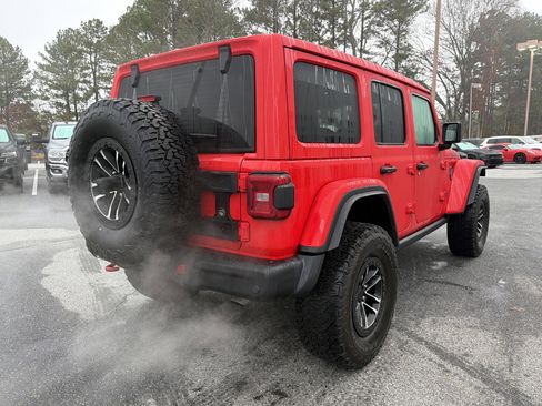 Used 2024 Jeep Wrangler Unlimited Rubicon image 6