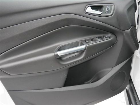 Used 2015 Ford C-MAX SEL w/ Equipment Group 302A image 11