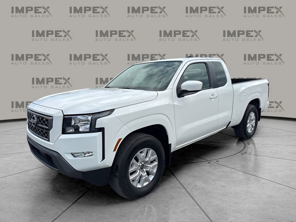 Used 2024 Nissan Frontier SV w/ SV Convenience Package RWD image 1