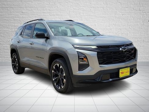 Used 2025 Chevrolet Equinox RS AWD/4WD image 6