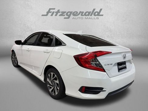 Used 2017 Honda Civic EX image 3