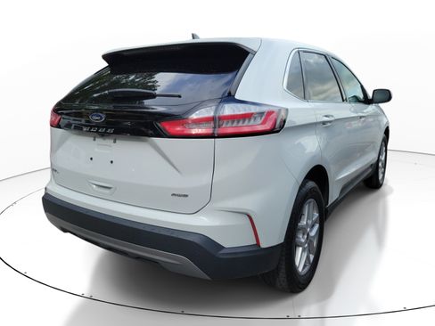 Used 2024 Ford Edge SEL AWD/4WD image 6