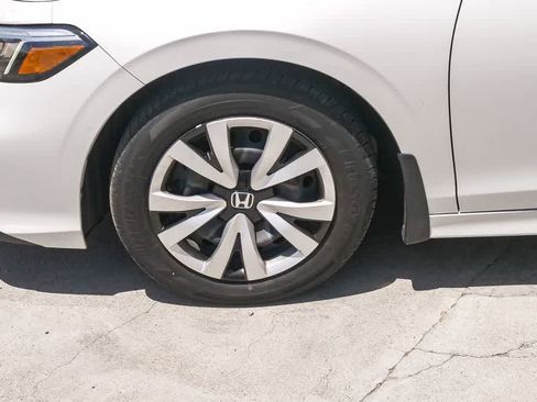Used 2025 Honda Civic LX image 5