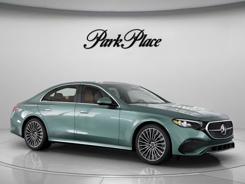 Used 2026 Mercedes-Benz E 350 Sedan image 31