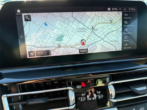 Certified 2022 BMW M8 Competition image 21