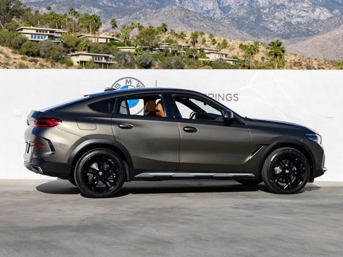 Used 2022 BMW X6 xDrive40i w/ Premium Package AWD/4WD image 5