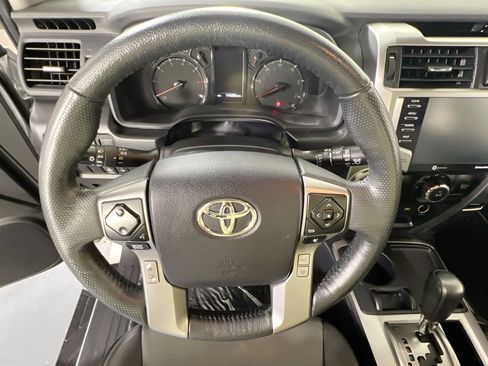 Used 2024 Toyota 4Runner SR5 Premium image 11
