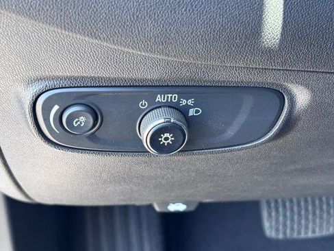 Used 2024 Chevrolet Equinox RS FWD image 20