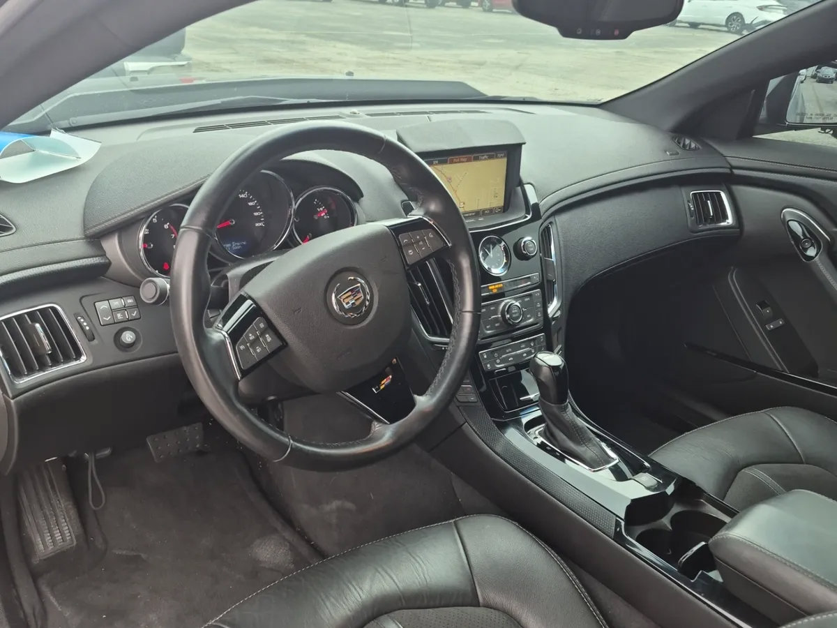 Used 2013 Cadillac CTS V RWD image 7