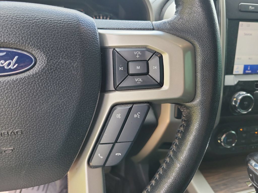 Used 2020 Ford F150 Lariat AWD/4WD image 23