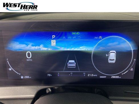 Used 2024 Kia Sportage SX AWD/4WD image 2