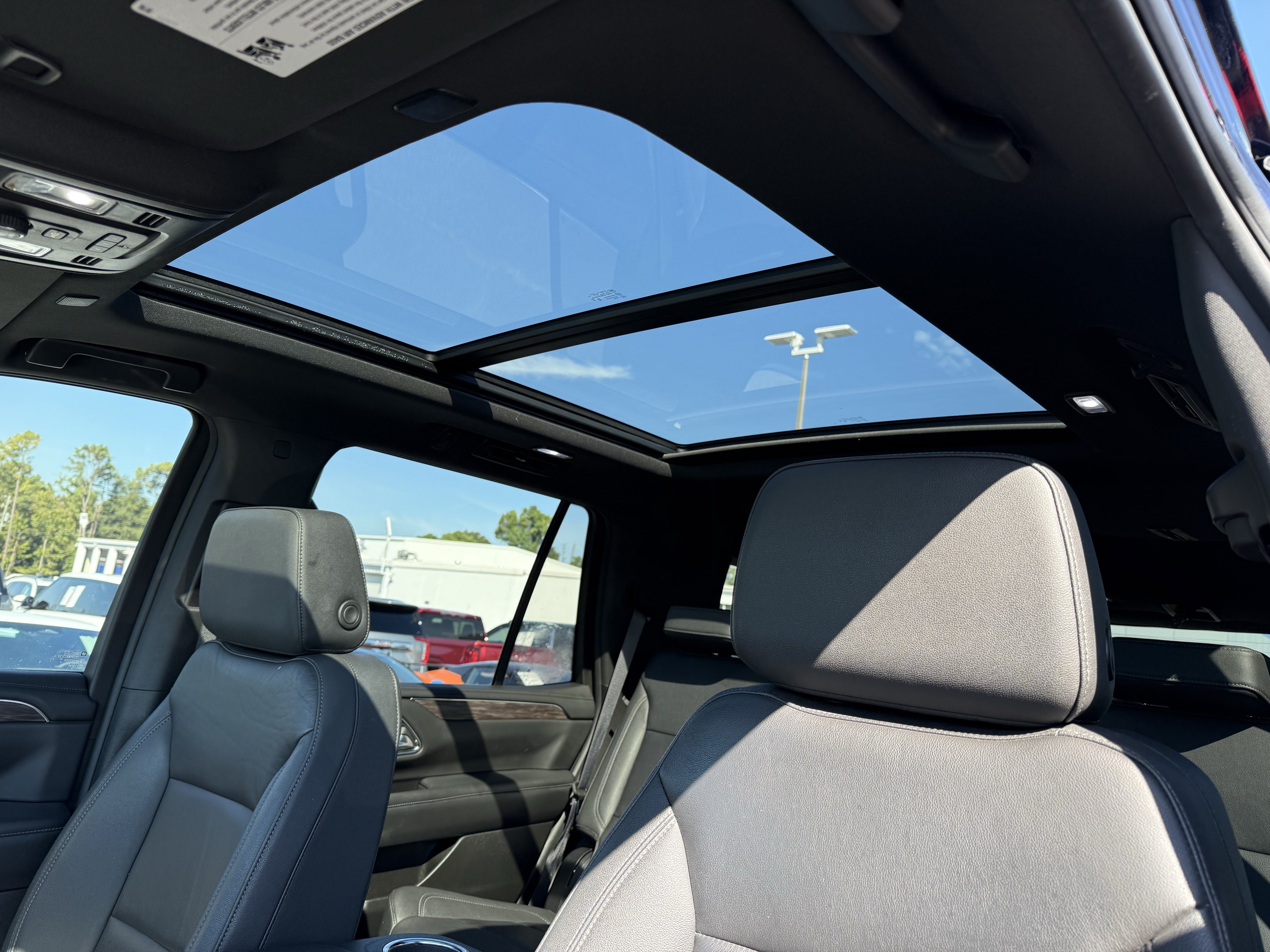 Used 2023 Chevrolet Tahoe LT RWD image 30