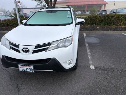 Used 2013 Toyota RAV4 XLE image 25