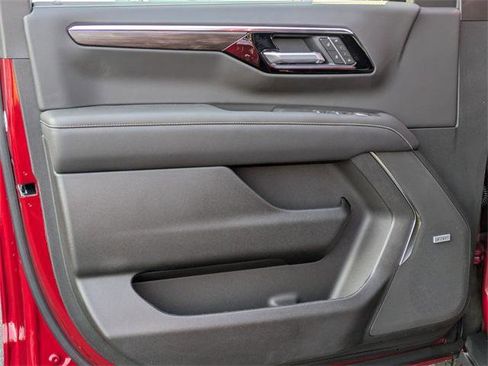 New 2025 Chevrolet Tahoe Premier image 12