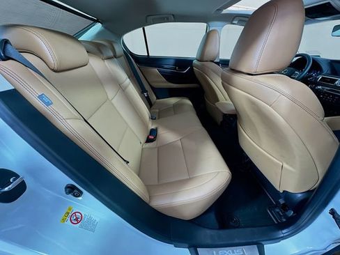 Used 2016 Lexus GS 200t image 26