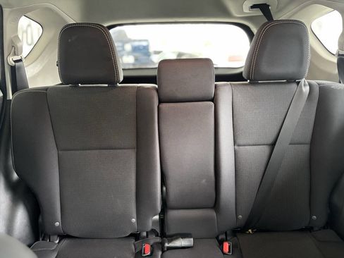 Used 2018 Toyota RAV4 XLE image 25