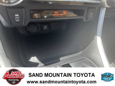 Used 2023 Toyota RAV4 XLE Premium FWD image 20