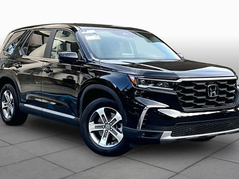Used 2024 Honda Pilot EX-L image 3