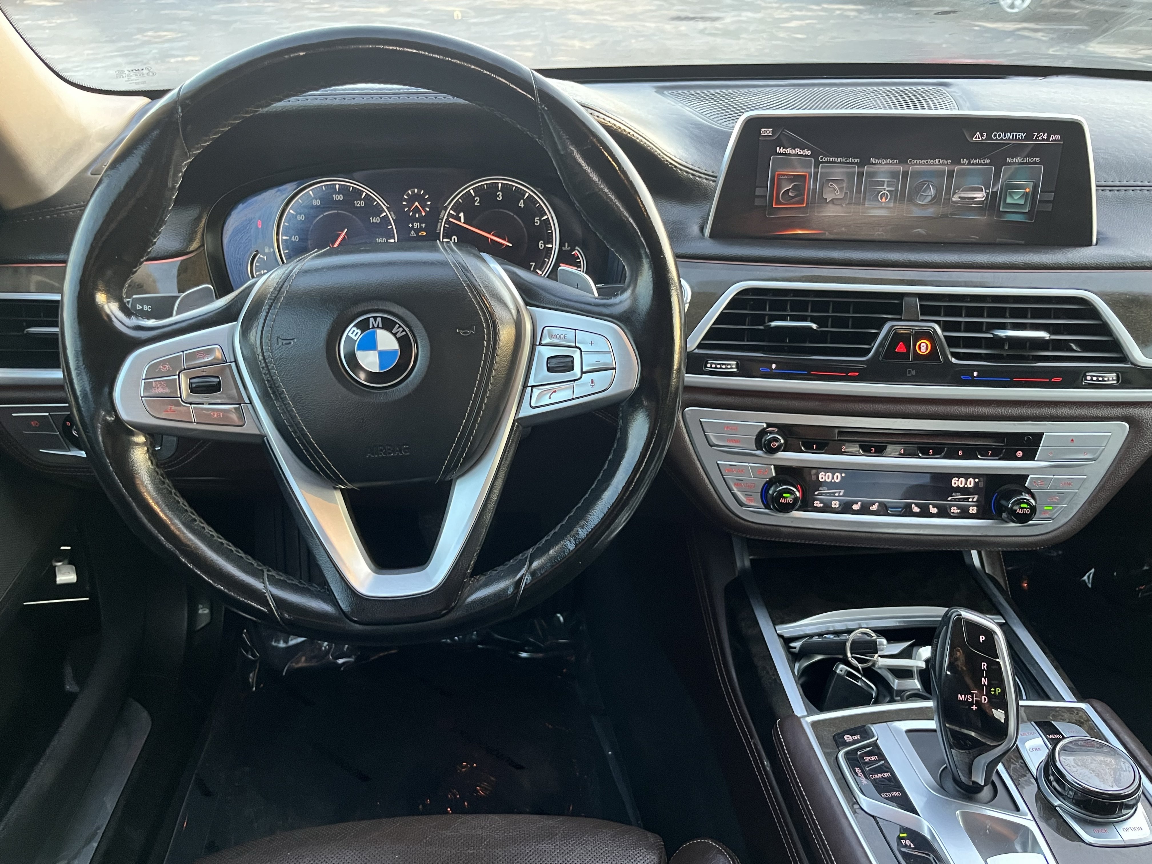 Used 2017 BMW 740i RWD image 19
