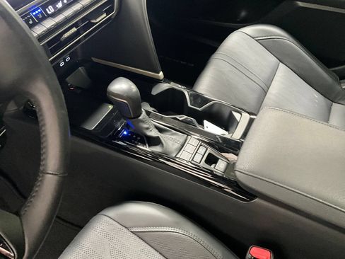 Used 2025 Toyota Camry XSE w/ Premium Package FWD image 17