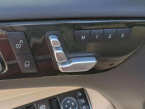 Used 2019 Mercedes-Benz GLS 450 4MATIC image 22