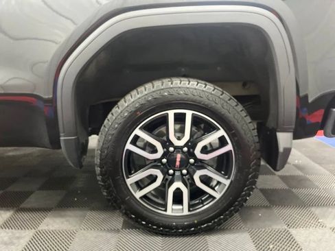 Used 2024 GMC Sierra 1500 AT4 AWD/4WD image 27