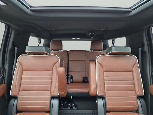 Used 2023 GMC Yukon XL Denali Ultimate image 45