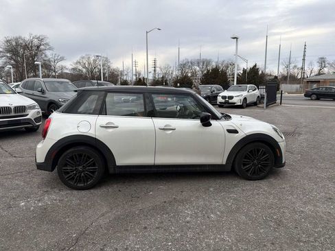 Certified 2024 MINI Cooper 4-Door Hardtop image 7