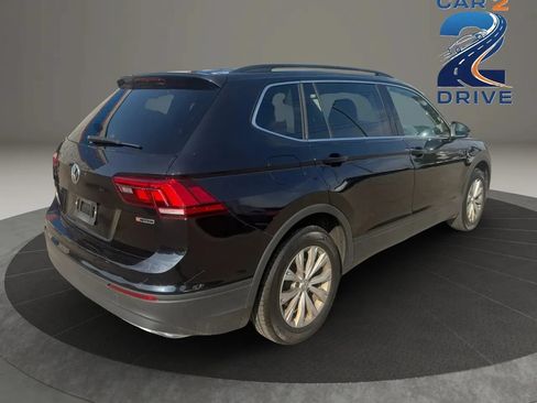 Used 2019 Volkswagen Tiguan SE w/ Panoramic Sunroof Package AWD/4WD image 6