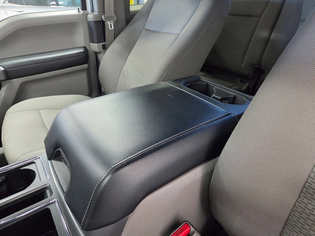 Used 2016 Ford F150 XLT AWD/4WD image 24