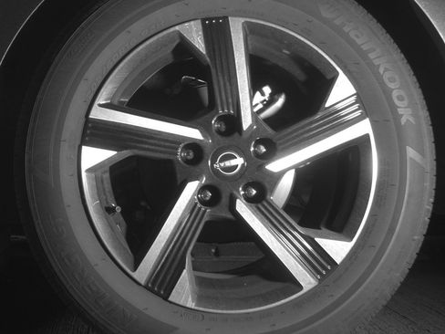 Used 2025 Nissan Sentra SV image 14