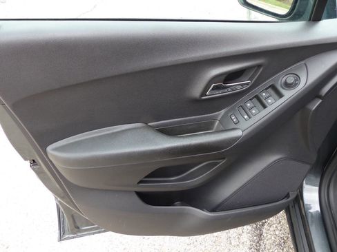 Used 2020 Chevrolet Trax LT image 19