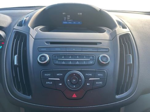 Used 2018 Ford Escape SE image 24