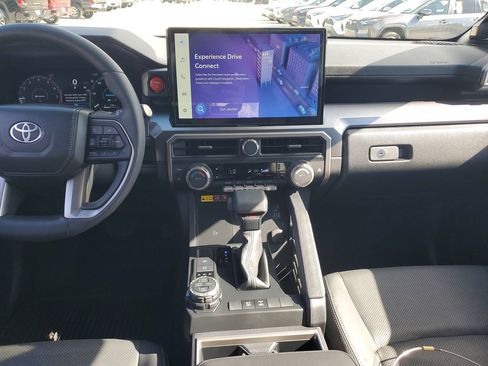 Certified 2025 Toyota 4Runner TRD Off-Road Premium image 10