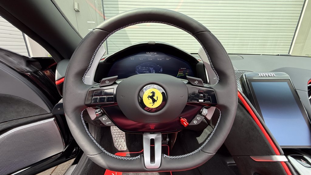 Used 2026 Ferrari Roma Spider RWD image 25