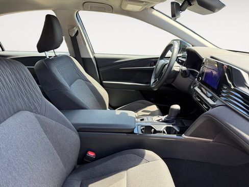 Certified 2025 Toyota Camry LE AWD/4WD image 15