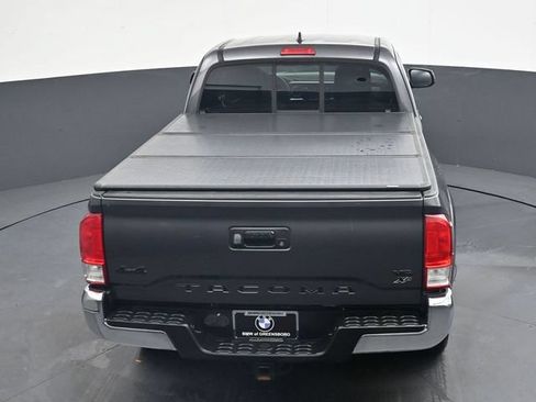 Used 2016 Toyota Tacoma SR5 w/ SR5 Appearance Package (SN) AWD/4WD image 23