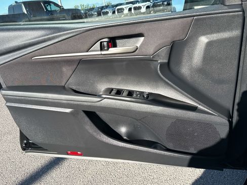 Used 2025 Toyota Camry LE FWD image 12