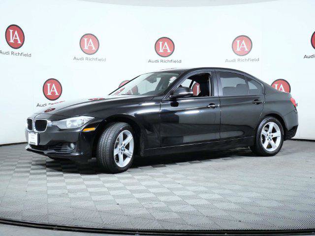 Used 2013 BMW 328i xDrive Sedan AWD/4WD image 4