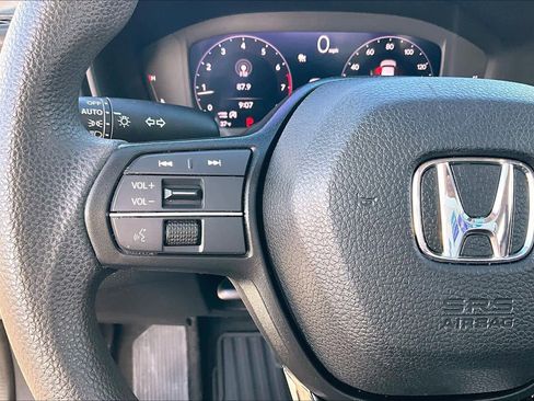 Used 2023 Honda Accord EX image 23