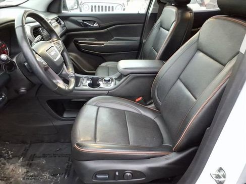 Used 2023 GMC Acadia AT4 w/ Technology Package image 5
