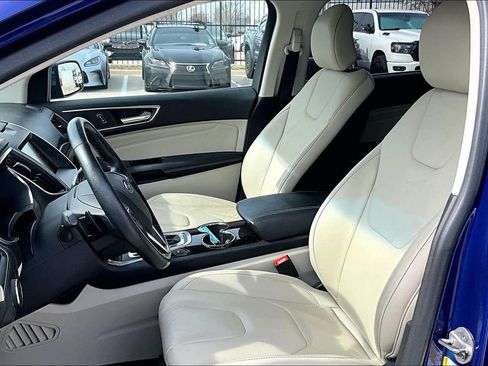 Used 2015 Ford Edge Titanium w/ Technology Package image 26