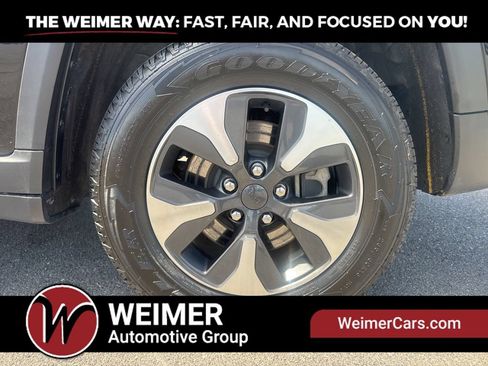 Used 2024 Jeep Grand Cherokee Limited 4xe AWD/4WD image 8