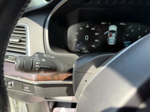 Used 2019 Volvo XC90 T6 Momentum w/ Advanced Package image 23