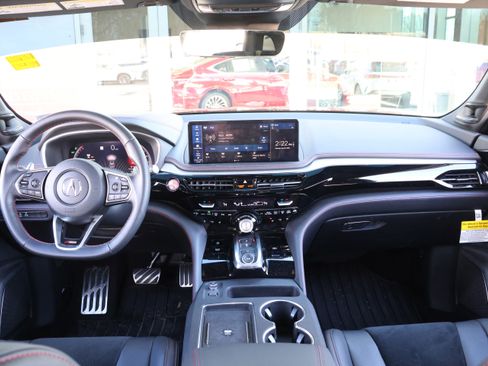 Used 2025 Acura MDX A-Spec image 17