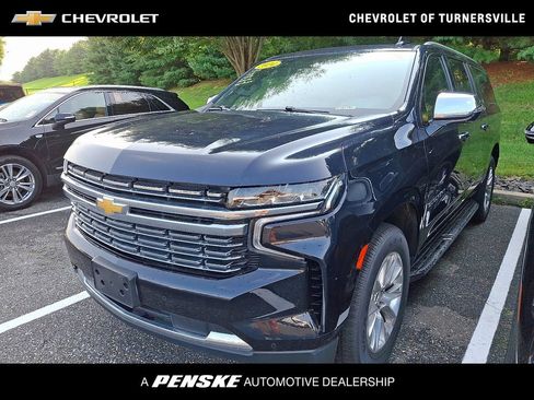 Certified 2024 Chevrolet Suburban Premier AWD/4WD image 1
